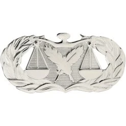 New 🎁 Other Brands Air Force Basic Paralegal Badge, Mirror Finish, Regular Size ❤️
