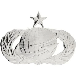 New ❤️ Ira Green, Inc Air Force Senior Manpower Personnel Badge, Mirror Finish, Pin-On, Mid-Size 🧨